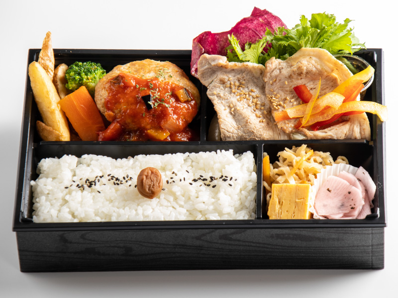 ローズポーク入りハンバーグと茨城豚焼肉弁当